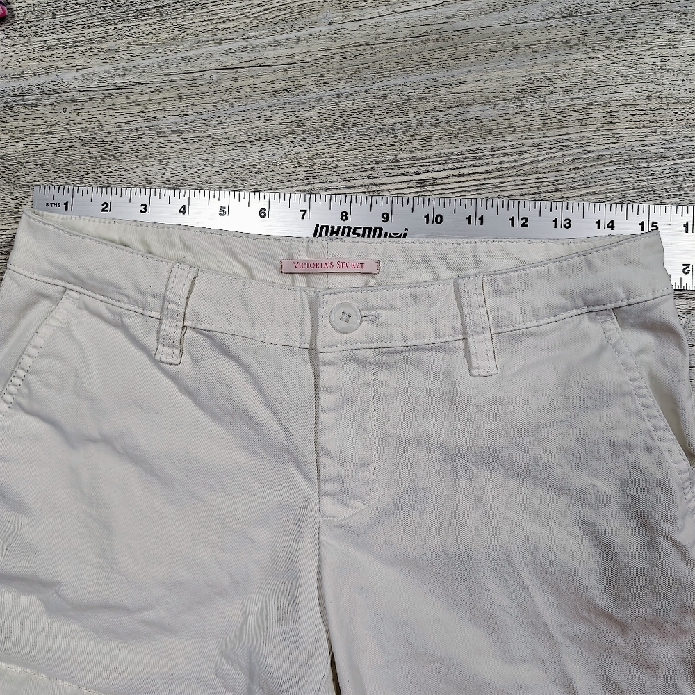 Victoria's Secret White Chino Shorts Size size 4 , 5" shorts - Picture 2 of 6